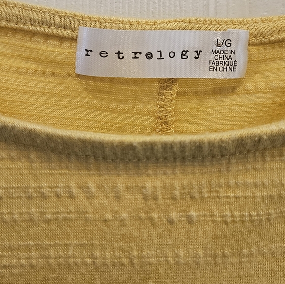 Retrology On-Off The Shoulder Top - Picture 3 of 4